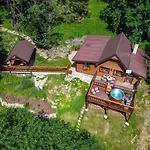 Sovia Wellness S Jacuzzi Kadou A Saunou, Cingov