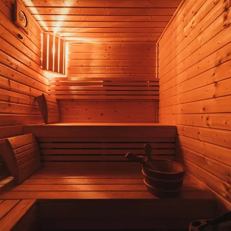 Деревянный коттедж Sovia Wellness S Jacuzzi Kadou A Saunou, Cingov