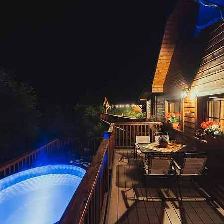 Деревянный коттедж Sovia Wellness S Jacuzzi Kadou A Saunou, Cingov
