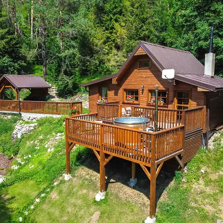Sovia Wellness Chata, Sauna & Jacuzzi, Slovensky Raj Smižany