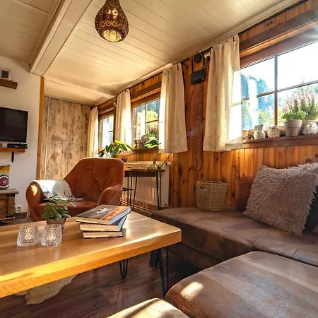 Sovia Wellness S Jacuzzi Kadou A Saunou, Cingov Gerendaház