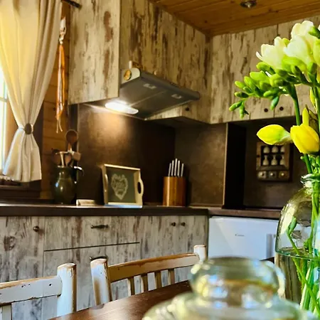 山林小屋 Sovia Wellness Chata, Sauna & Jacuzzi, Slovensky Raj